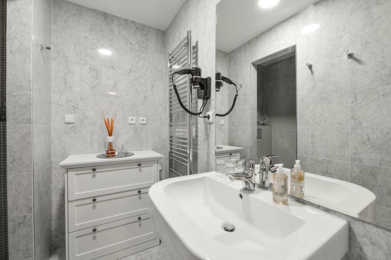 Romantic Apartment Prague Near Charles Bridge Exterior photo